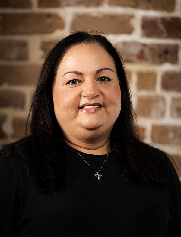 Jennifer-Salamah,-Litigation-Paralegal